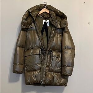 ZARA Stylish Olive Green Puffer Jacket